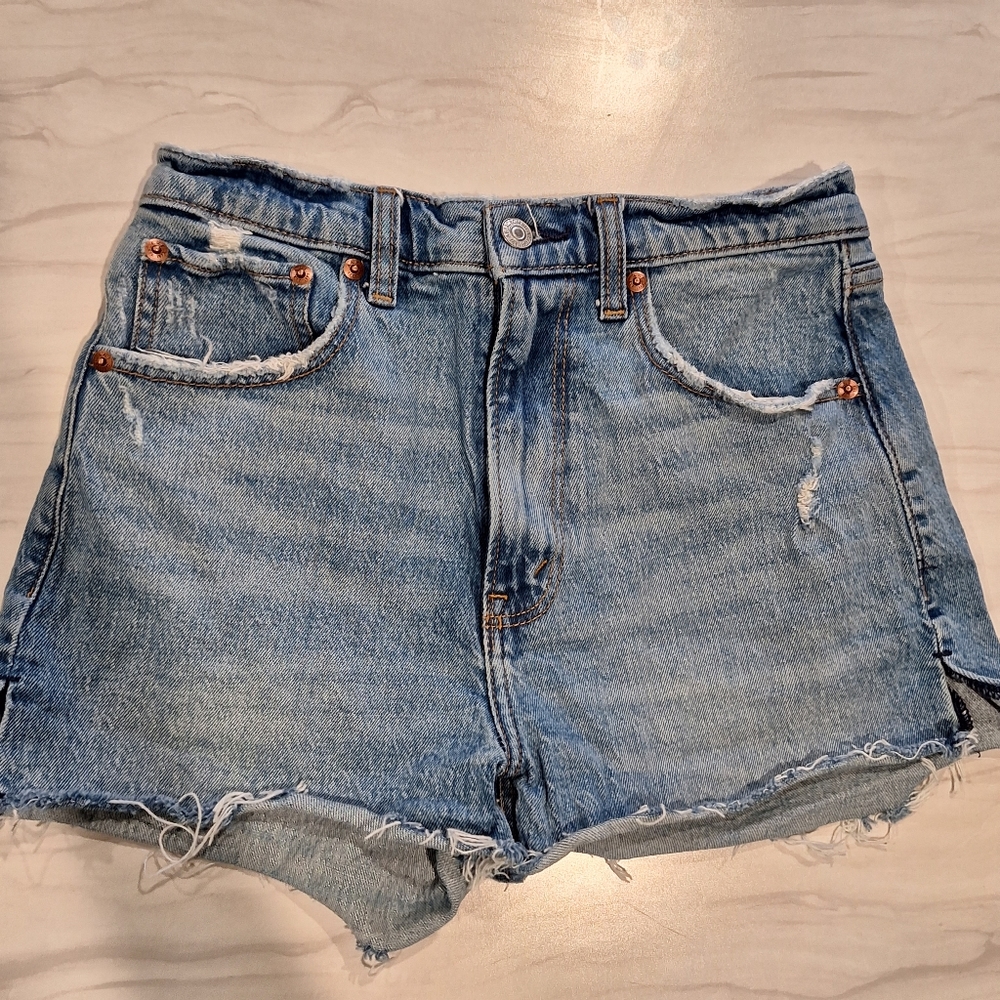 Abercrombie High Waisted Mom Shorts